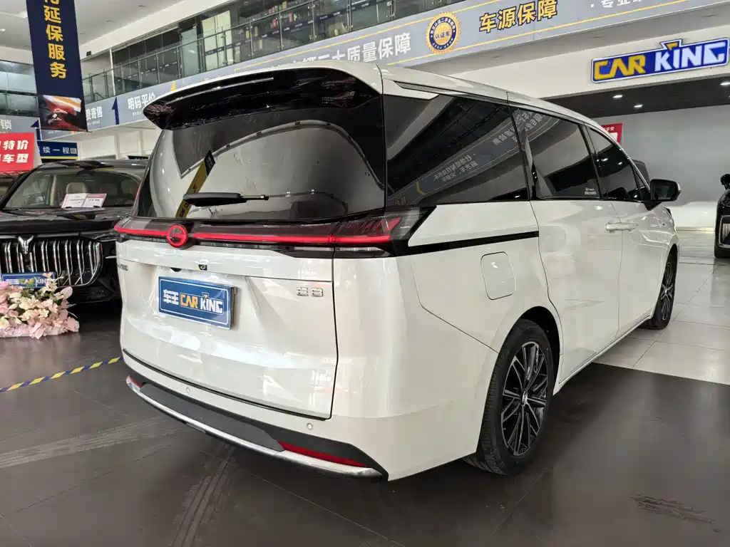 GAC Motor Trumpchi E8 PHEV — миниатюра 23