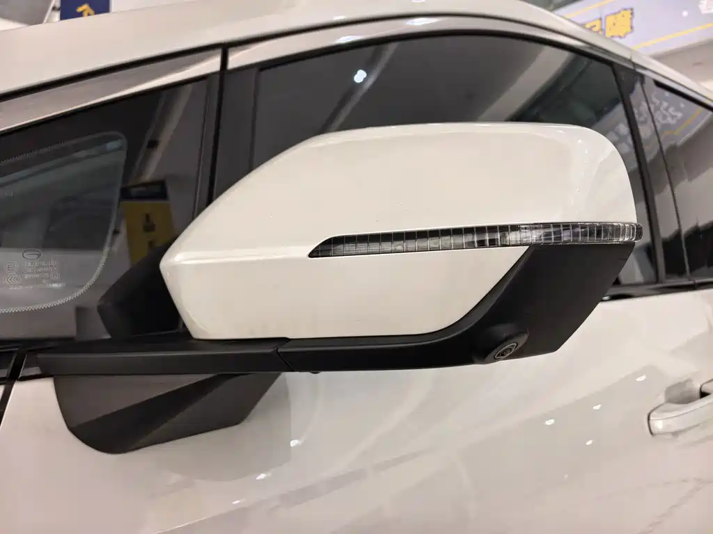 GAC Motor Trumpchi E8 PHEV — миниатюра 5