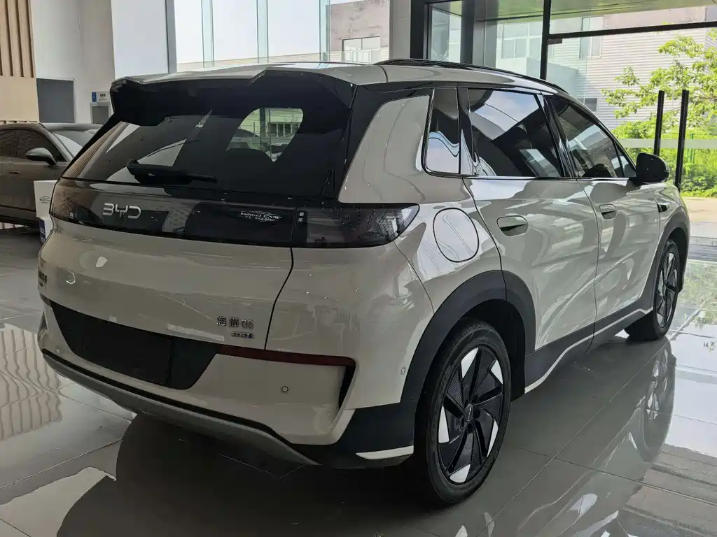 BYD Морской лев 05 EV — миниатюра 6