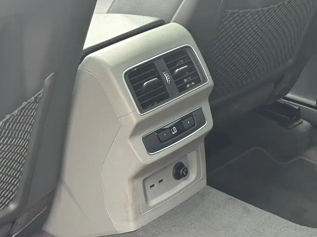 Audi Q5L — миниатюра 16