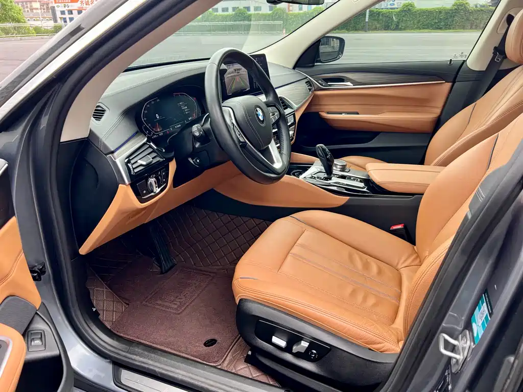 BMW 6 GT 2021 630i Luxury