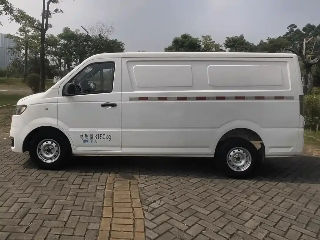 Foton EV6 — миниатюра 5