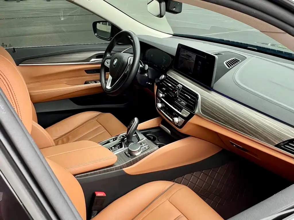BMW 6 GT 2021 630i Luxury