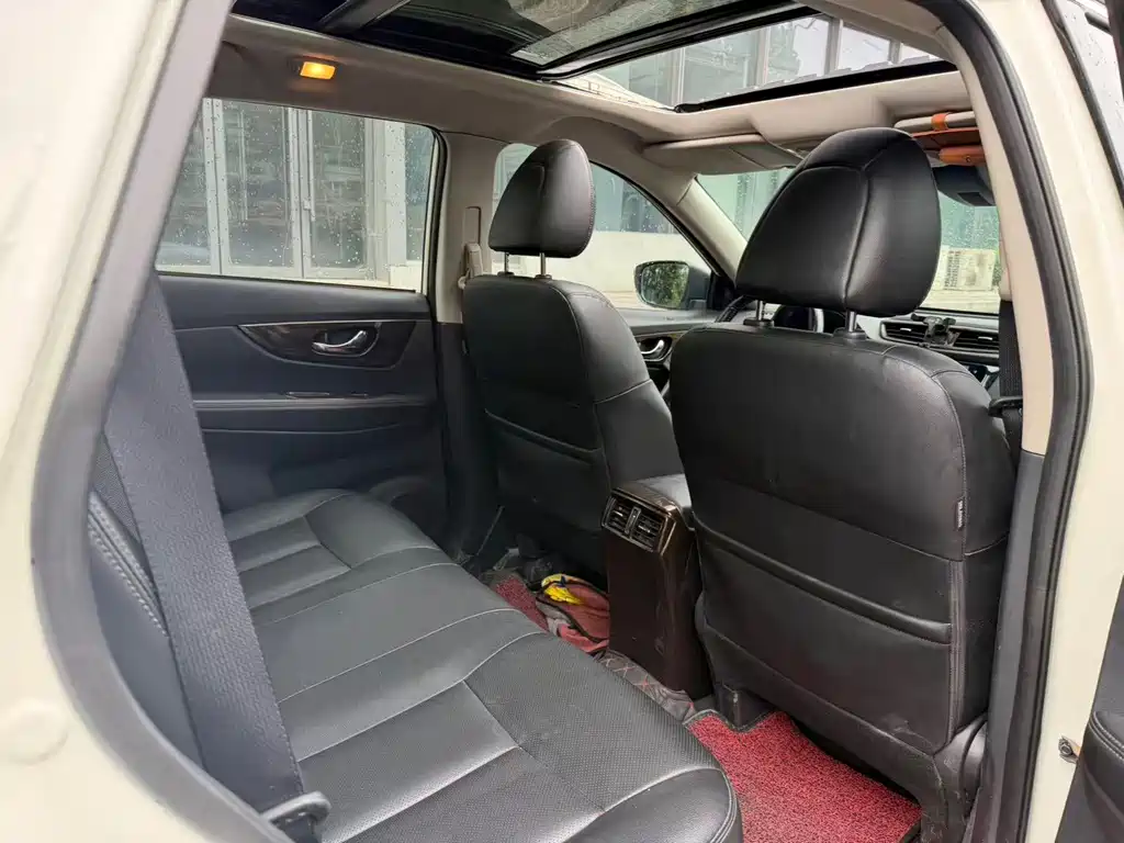 Nissan X-Trail — миниатюра 7