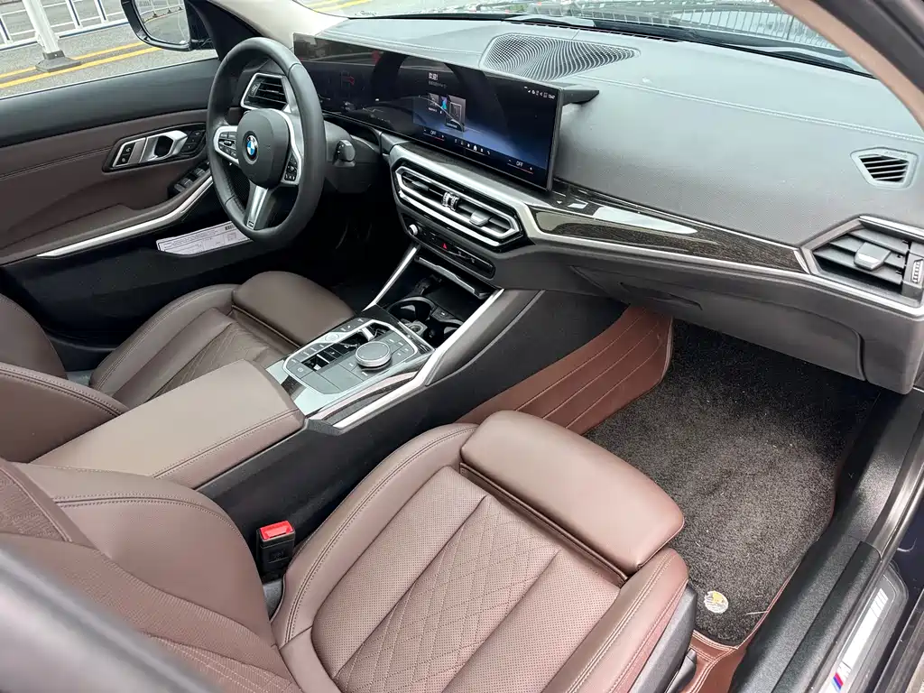 BMW 3 Series — миниатюра 11