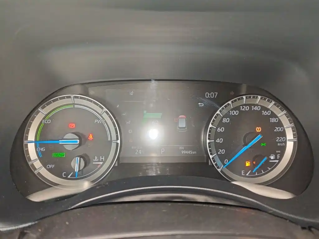 Toyota Crown Kluger — миниатюра 12