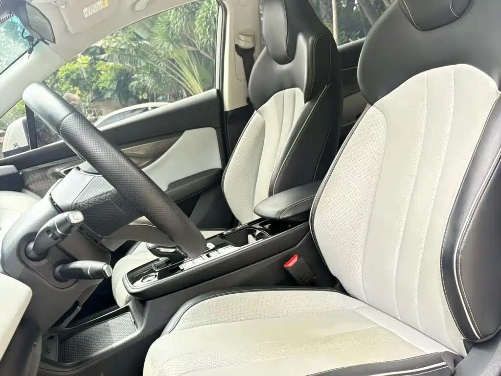 BAIC EU5 Plus — миниатюра 6