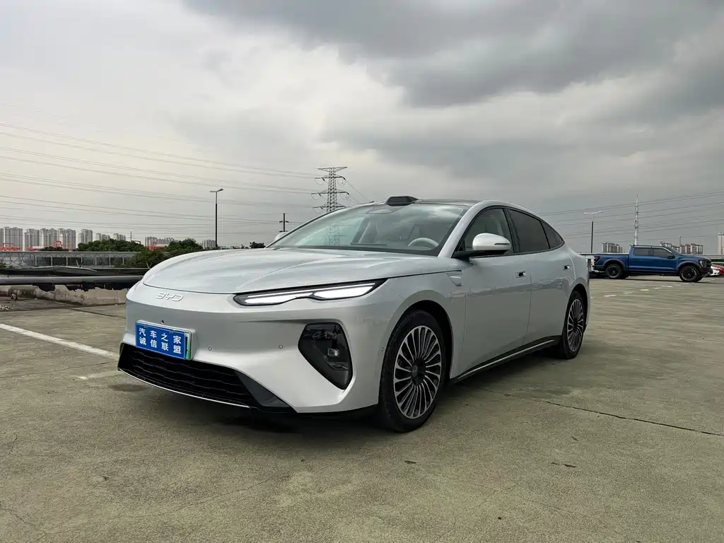BYD 海豹08