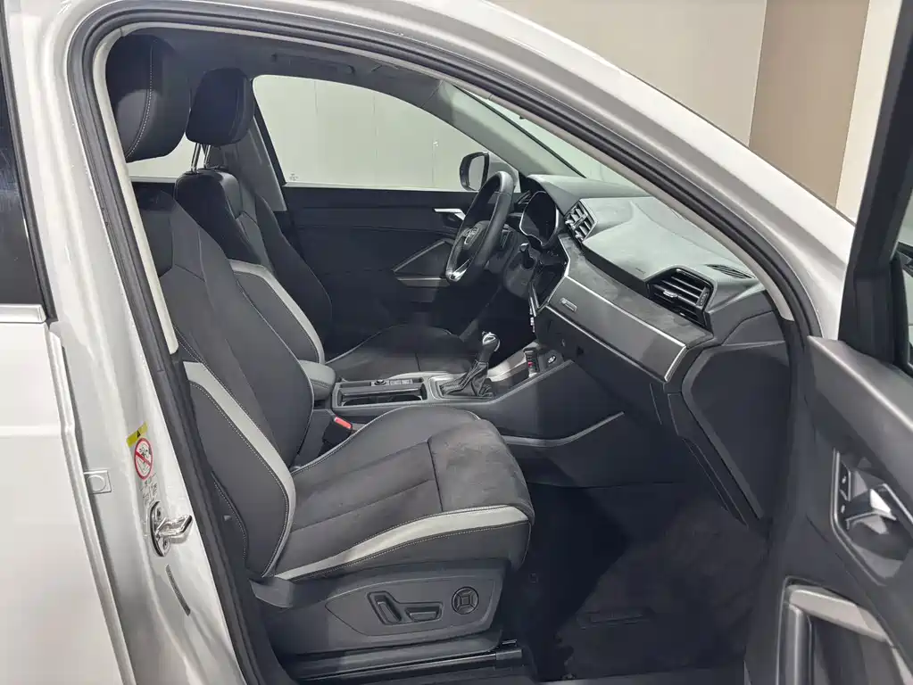 Audi Q3 — миниатюра 9