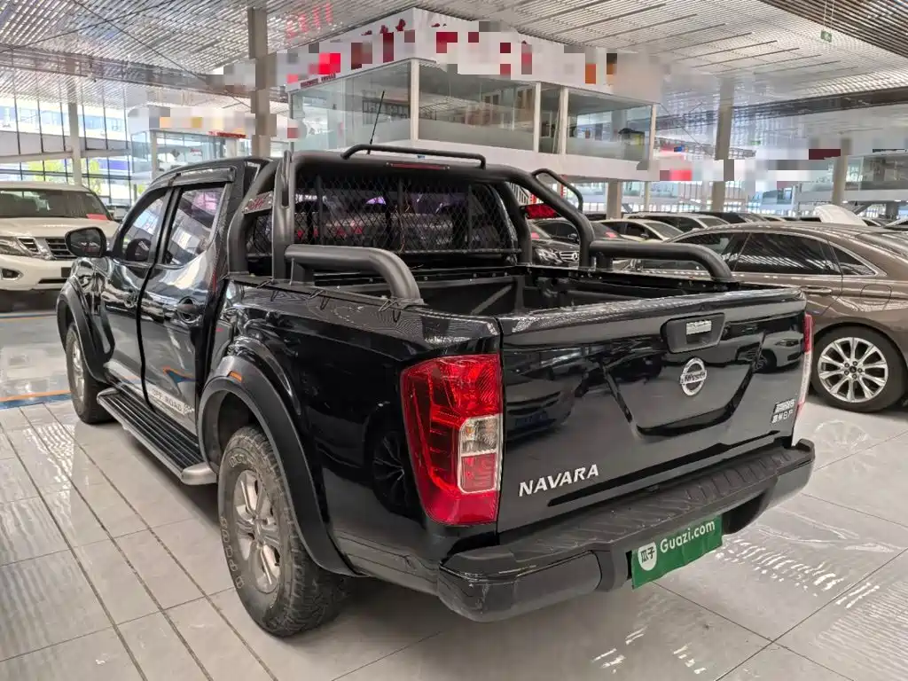 Nissan Navara — миниатюра 5