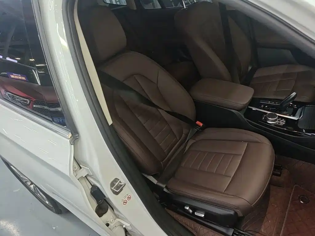 BMW X3 — миниатюра 25