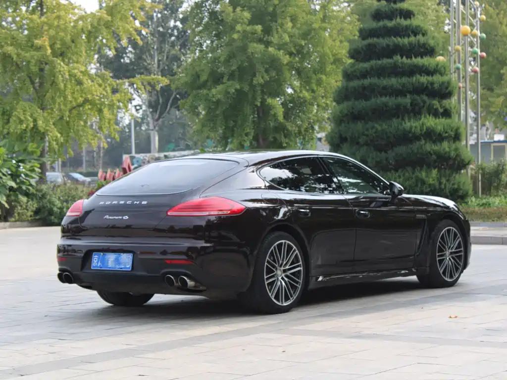 Porsche Panamera — миниатюра 4