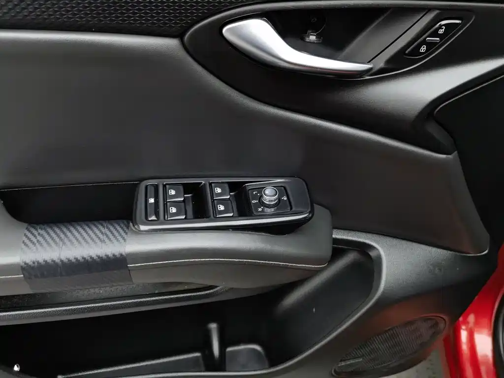 Qoros Qoros 7 — миниатюра 9