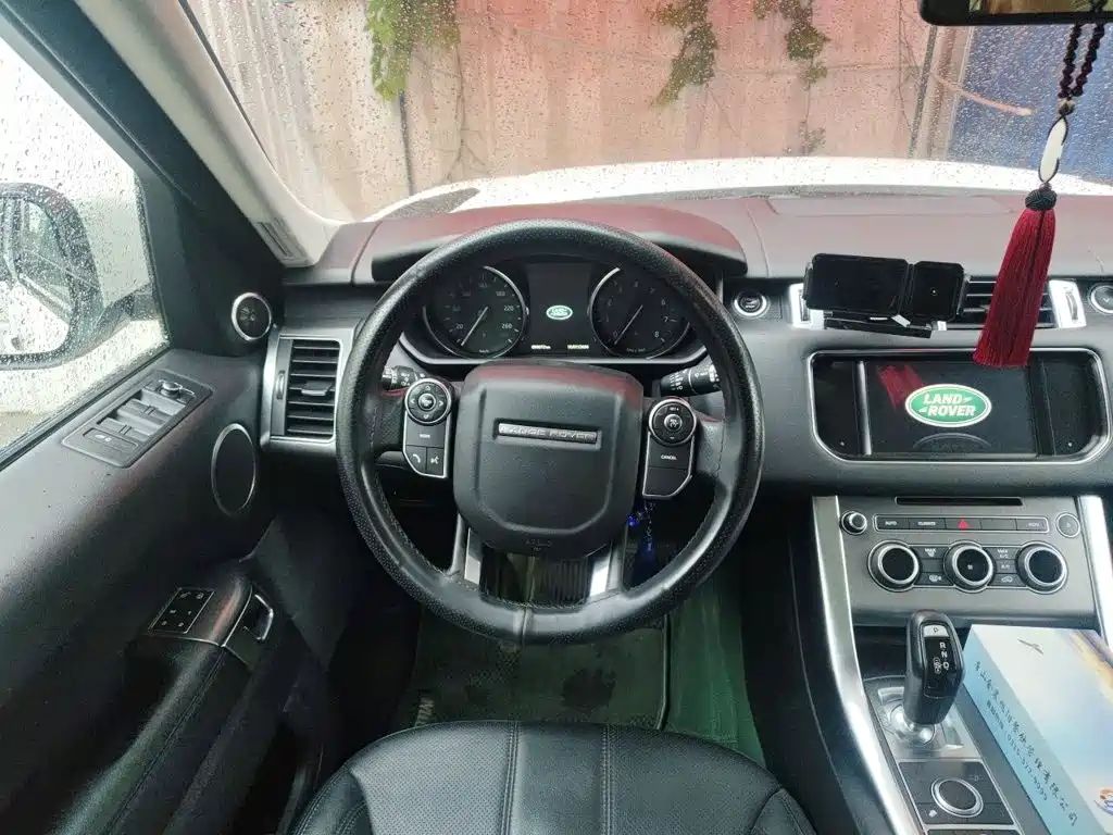 Land Rover Range Rover Sport 2016 3.0 SC V6 SE