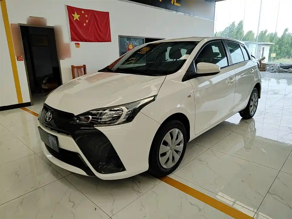 Toyota Yaris L 2017