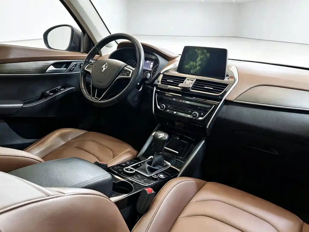 Borgward BX5 — миниатюра 7