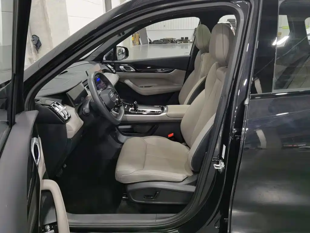 Geely Boyue L — миниатюра 10
