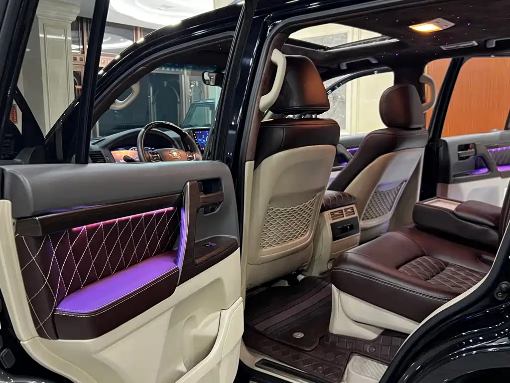 Toyota Land Cruiser — миниатюра 11