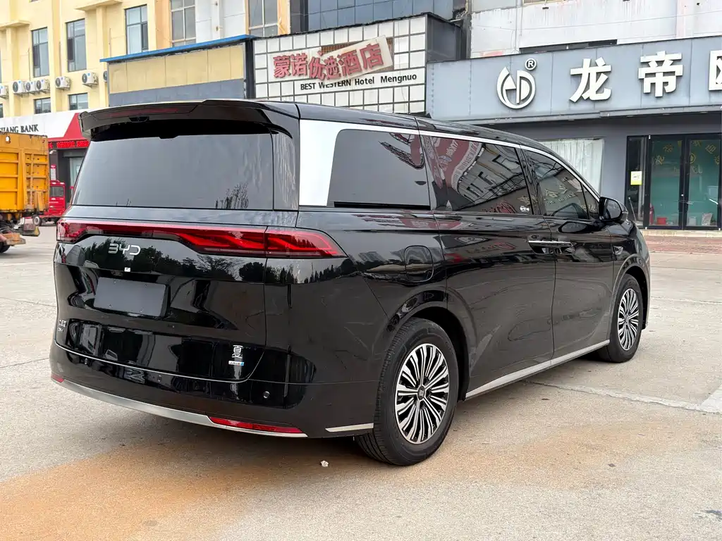 BYD Xia — миниатюра 5