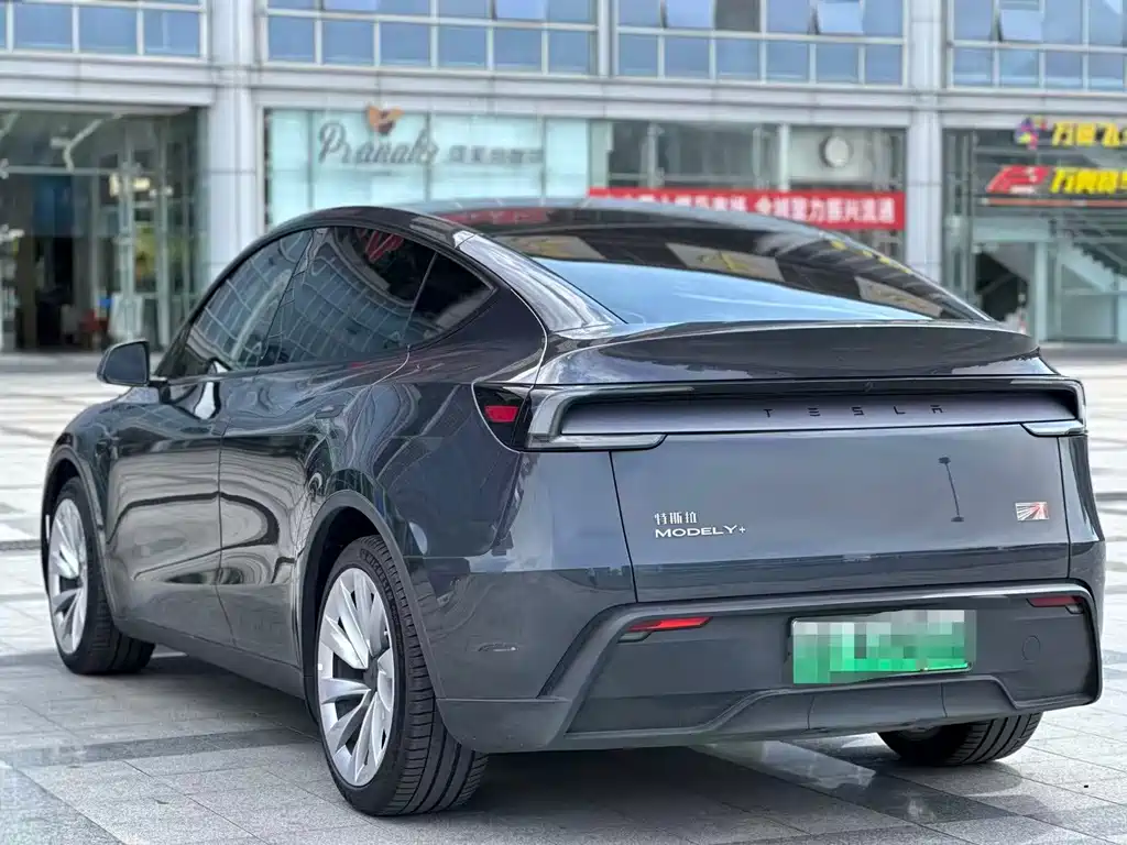 Tesla Model Y — фотографии объявления, Фото 7