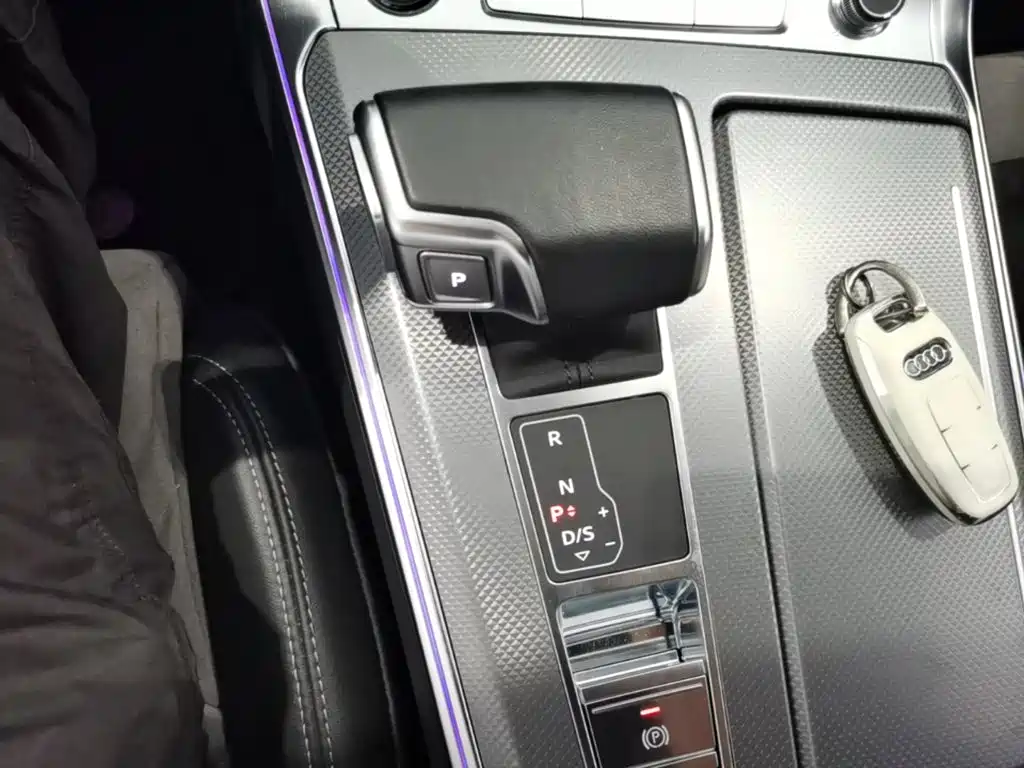 Audi A6L — миниатюра 19
