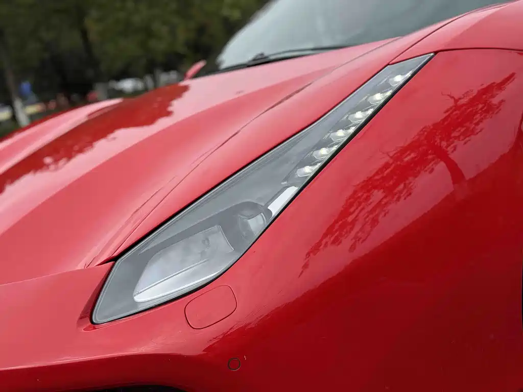 Ferrari 488 — миниатюра 14