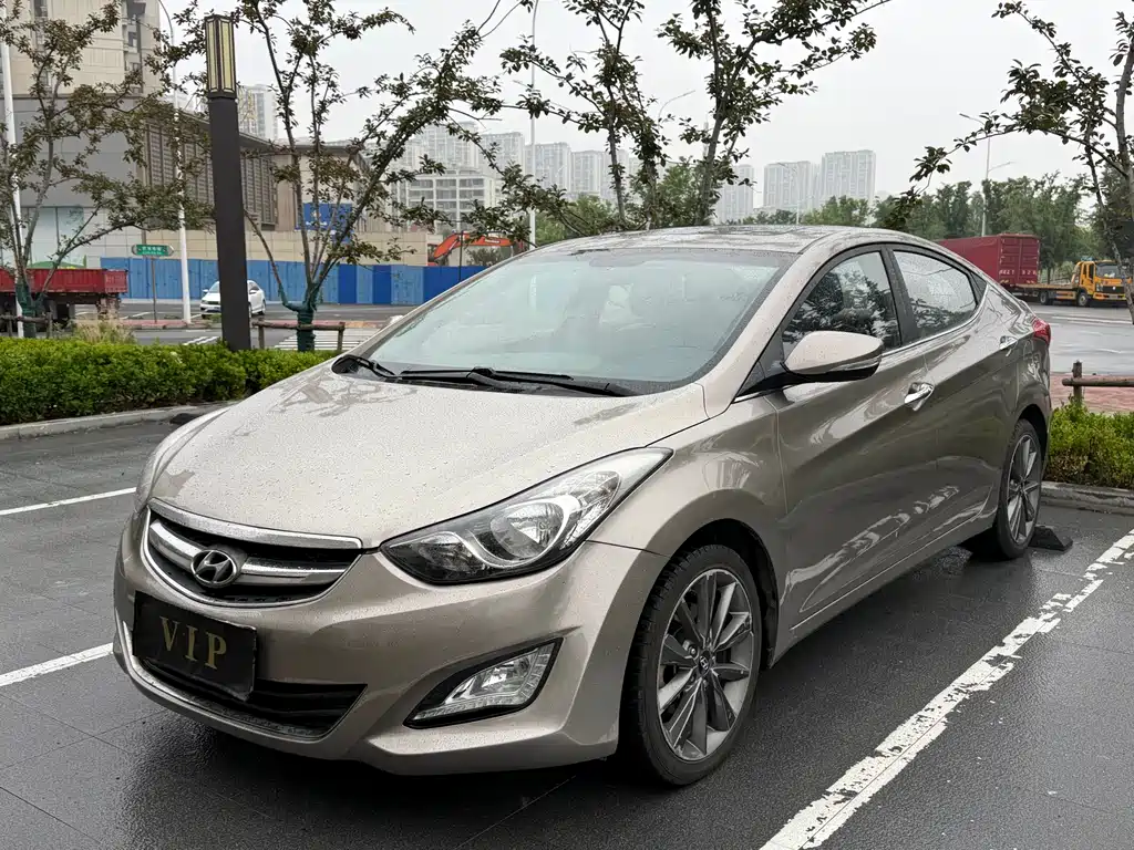 Купить Hyundai Elantra Langdong