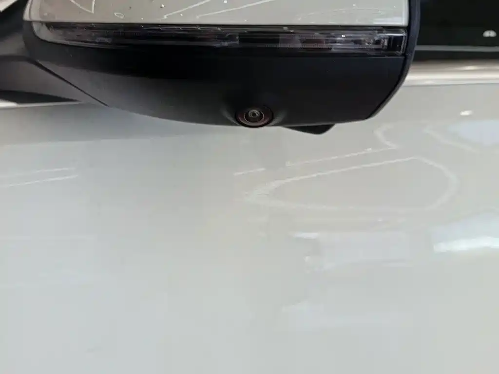 Mercedes-Benz C-Class — миниатюра 4