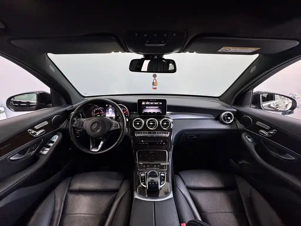 Mercedes-Benz GLC — миниатюра 14