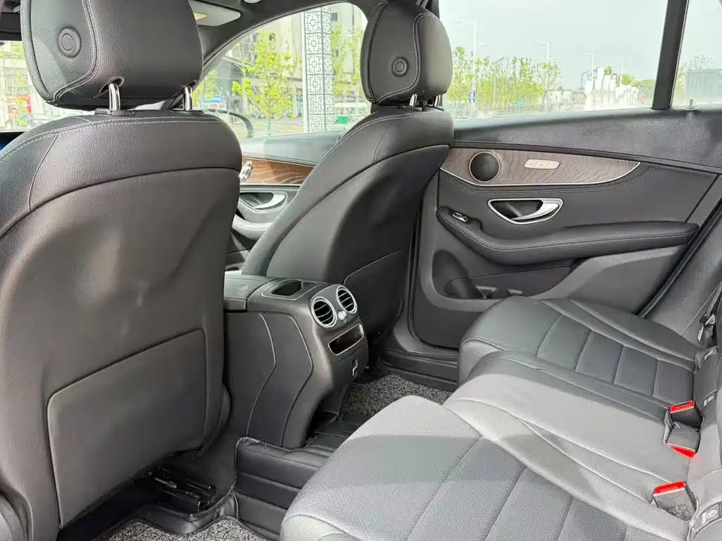 Mercedes-Benz GLC — миниатюра 7