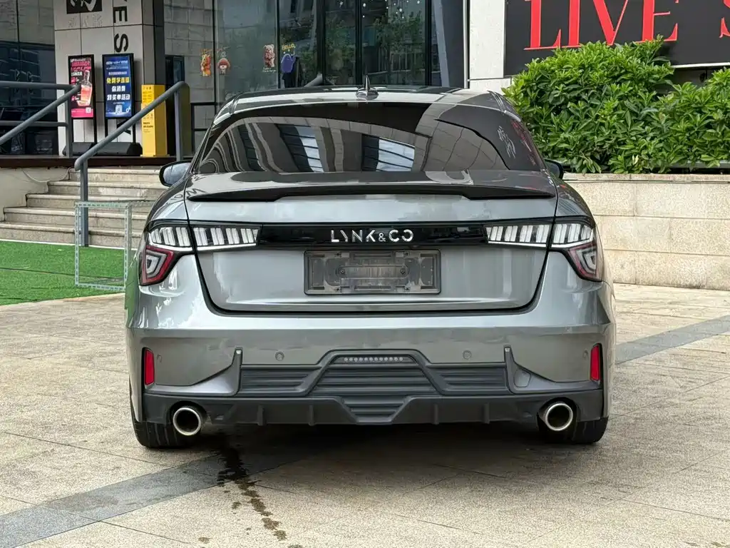 Lynk & Co 03 — миниатюра 8