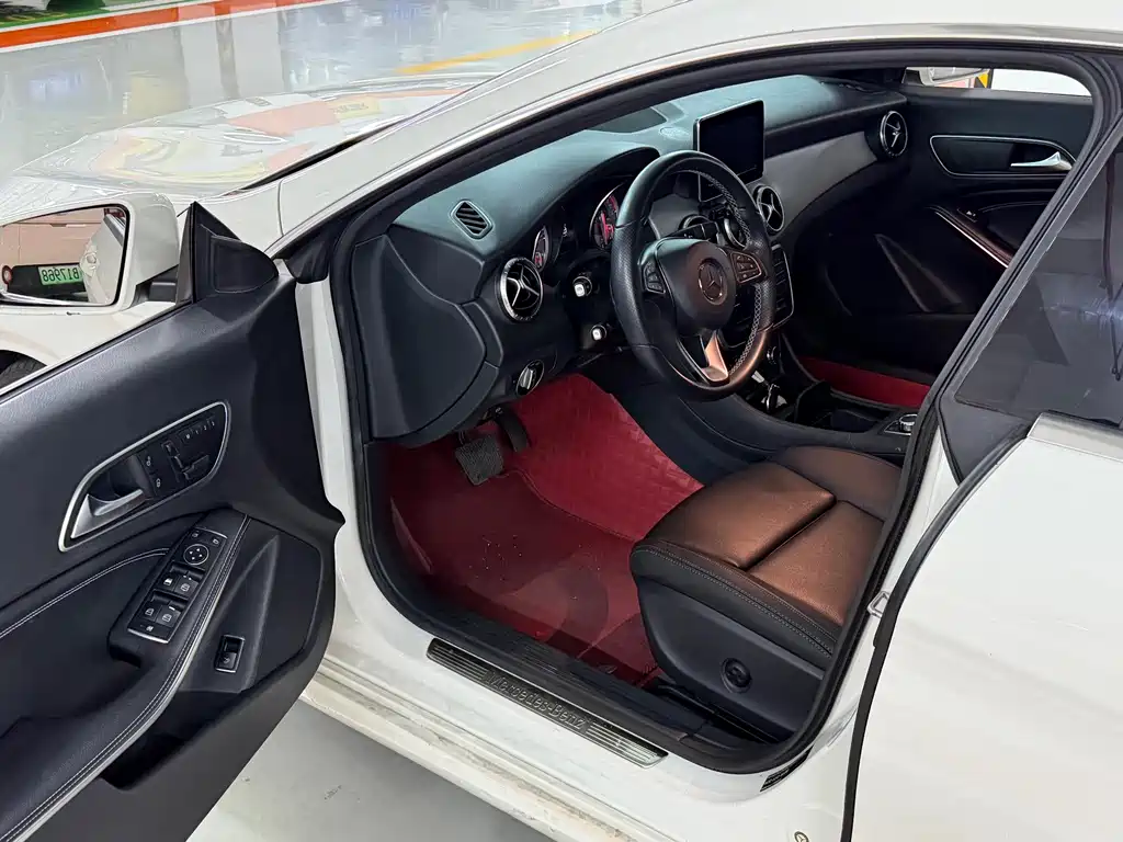 Mercedes-Benz CLA (Import) — миниатюра 7