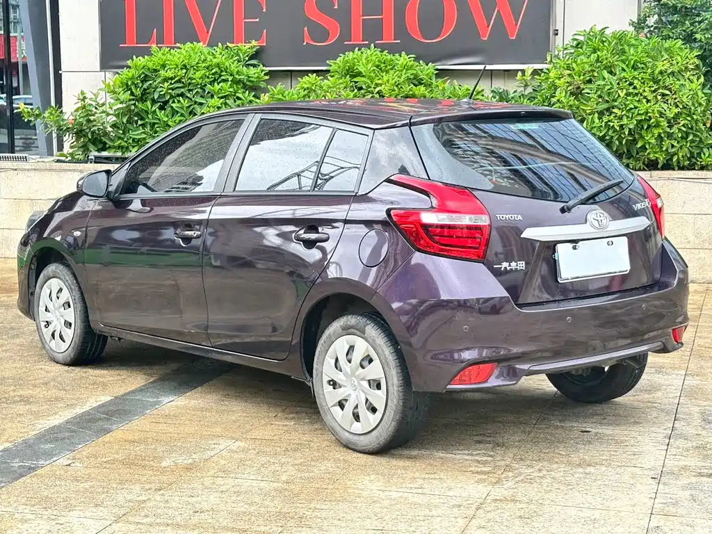 Toyota Vios FS — миниатюра 7