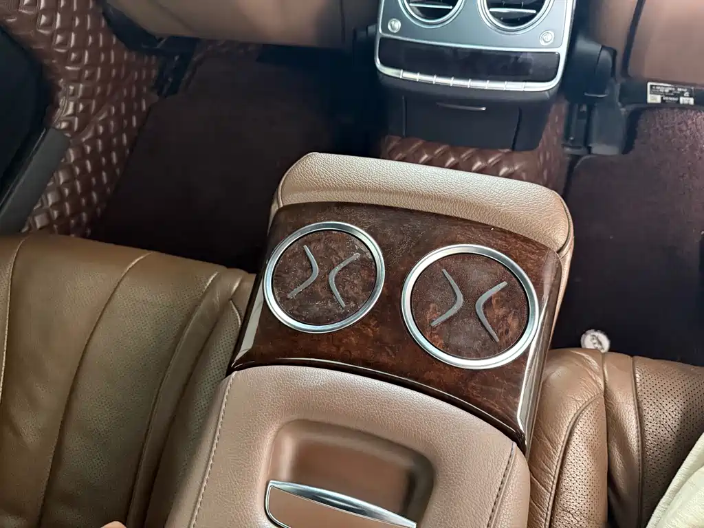 Mercedes-Benz S-Class — миниатюра 25