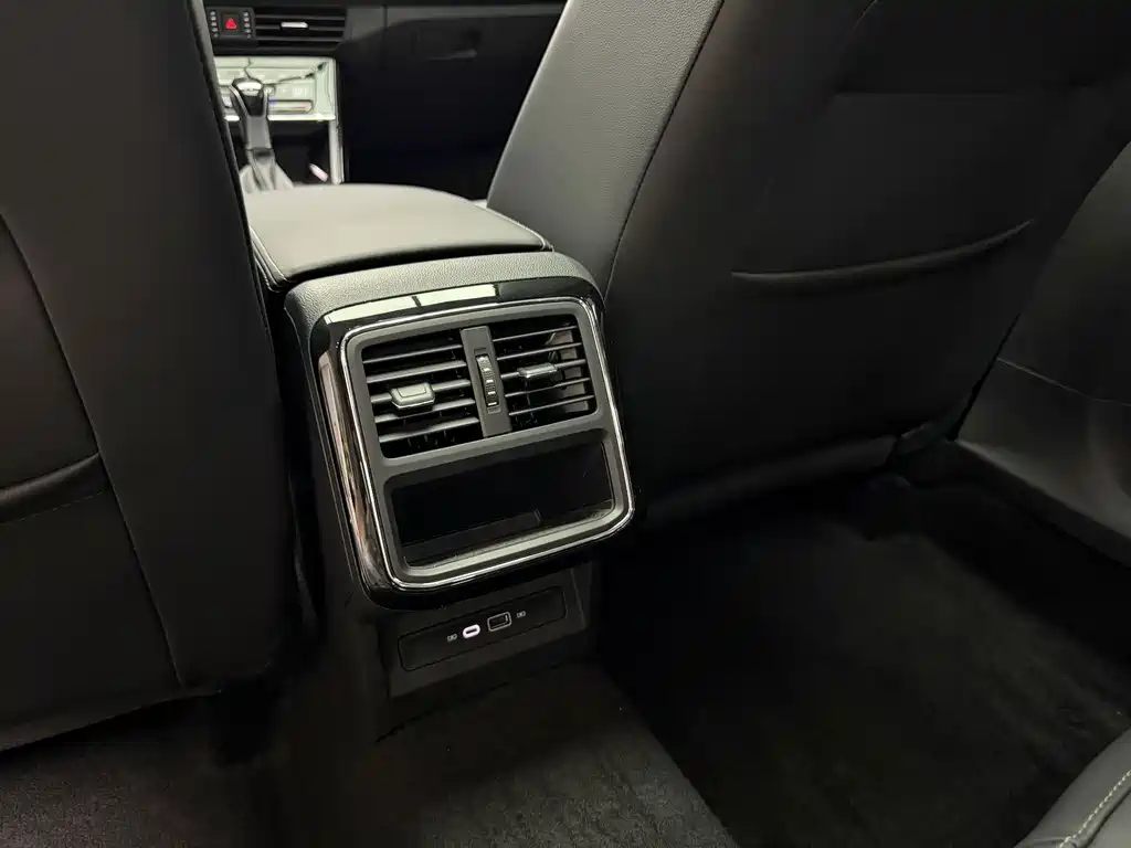 Volkswagen Passat — миниатюра 19