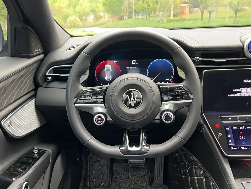 Maserati Grecale — миниатюра 3