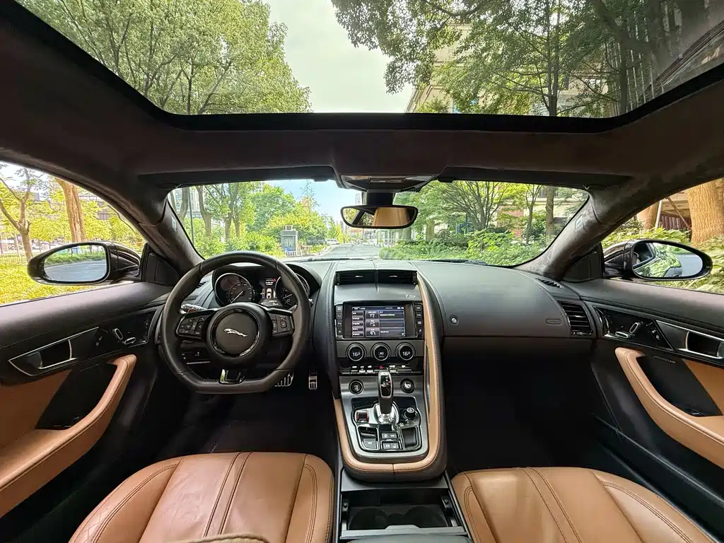 Jaguar F-TYPE — миниатюра 11