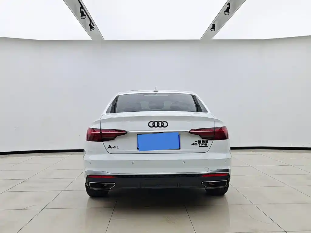 Audi A4L 2022 40 TFSI Fashion
