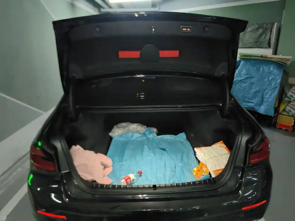 BMW 5 Series — миниатюра 20