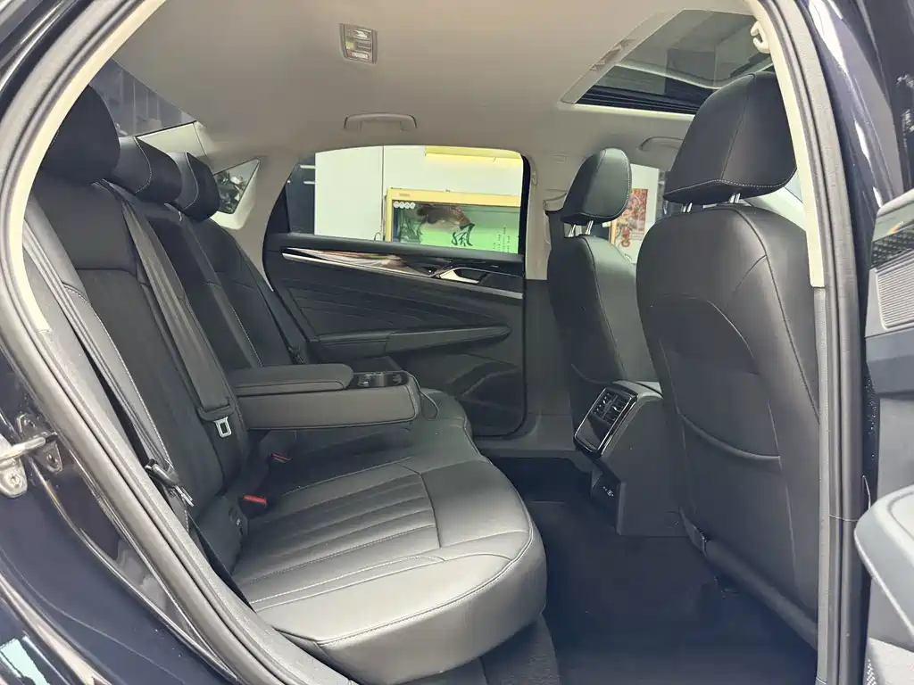 Volkswagen Passat — миниатюра 20