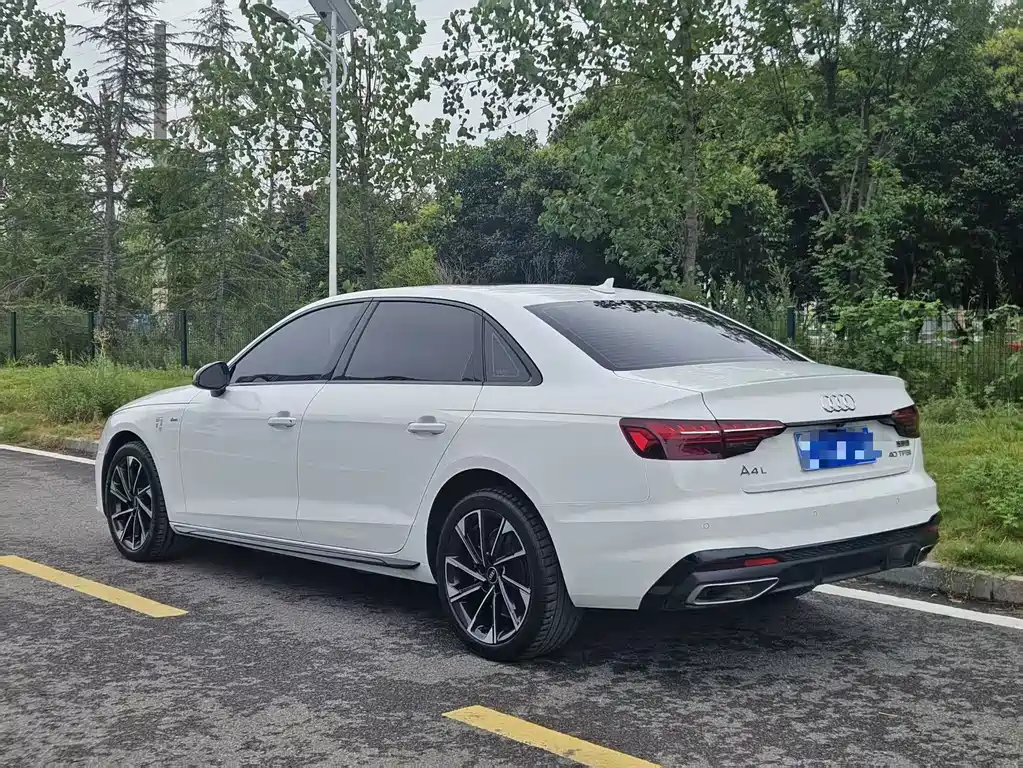 Audi A4L — миниатюра 10
