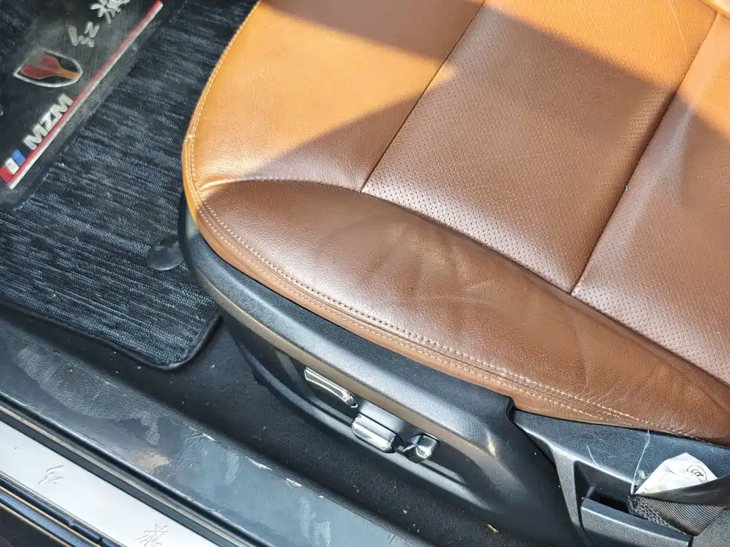 Hongqi Hongqi H7 — миниатюра 12