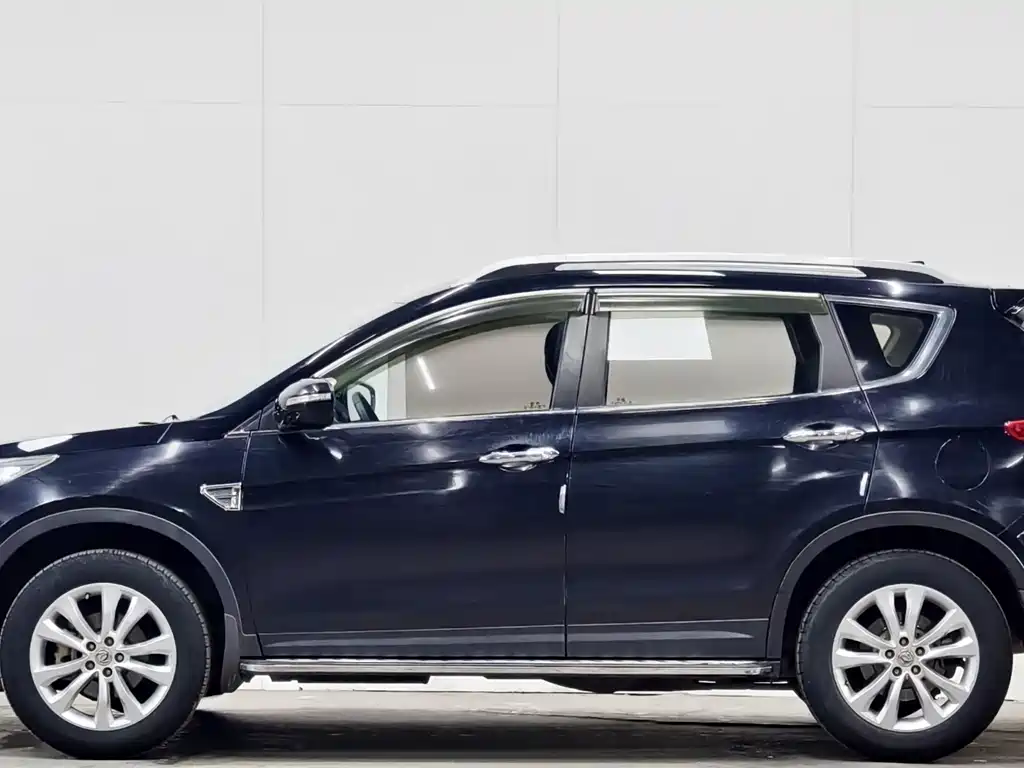 Dongfeng AX7 2015 2.0L MT