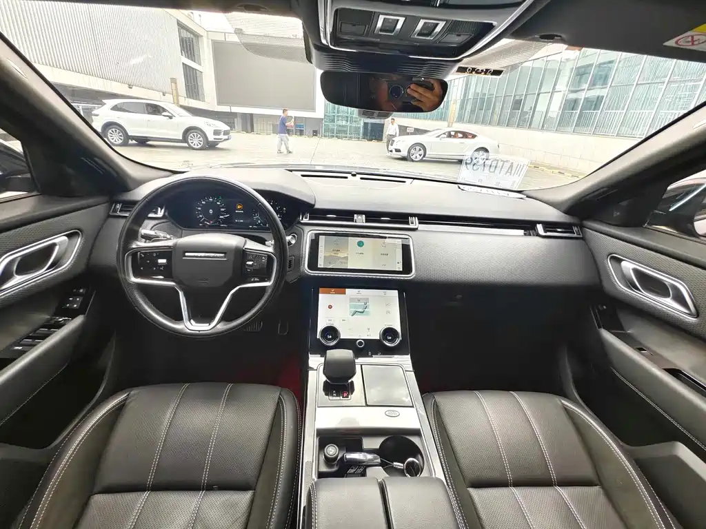 Land Rover Velar — миниатюра 9