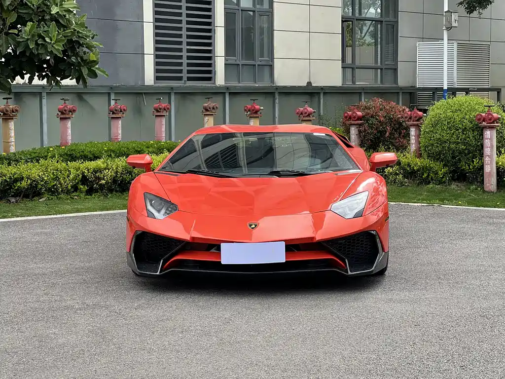 Lamborghini Aventador — миниатюра 2