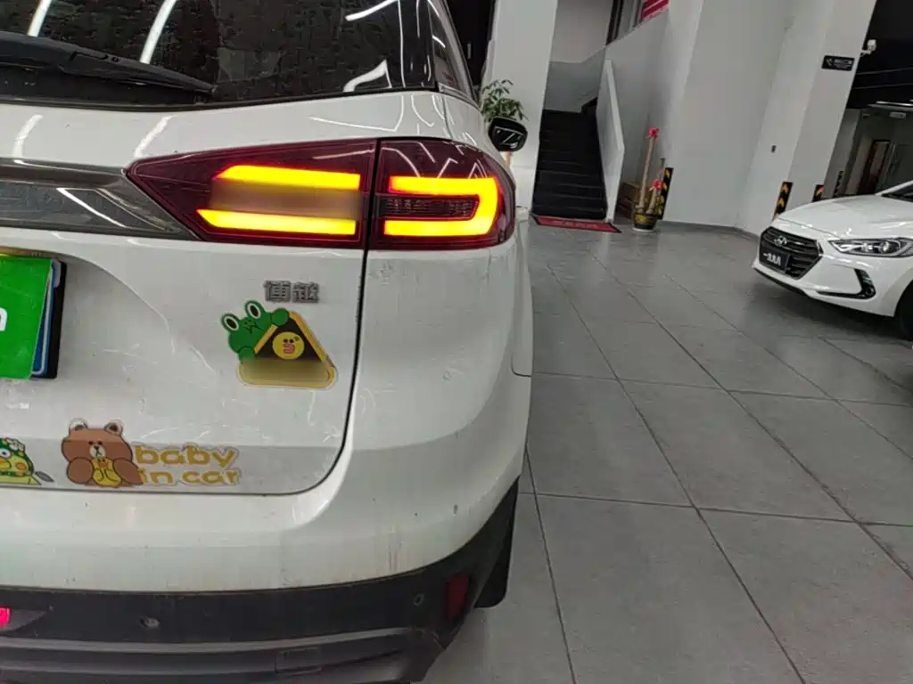 Geely Boyue — миниатюра 8