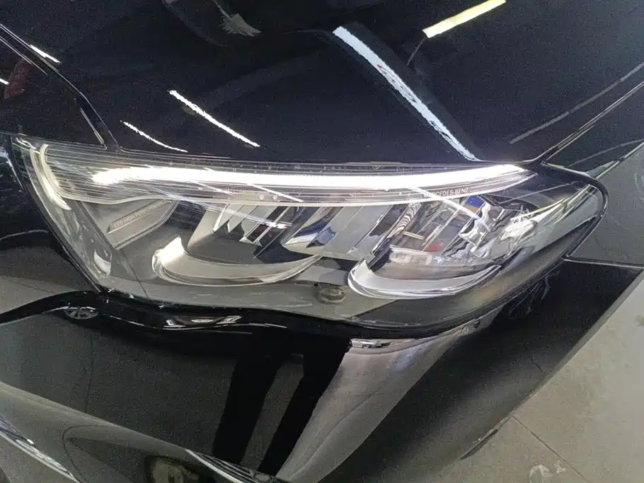 Mercedes-Benz E-Class — миниатюра 5