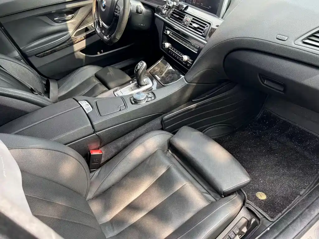 BMW 6 Series — миниатюра 7