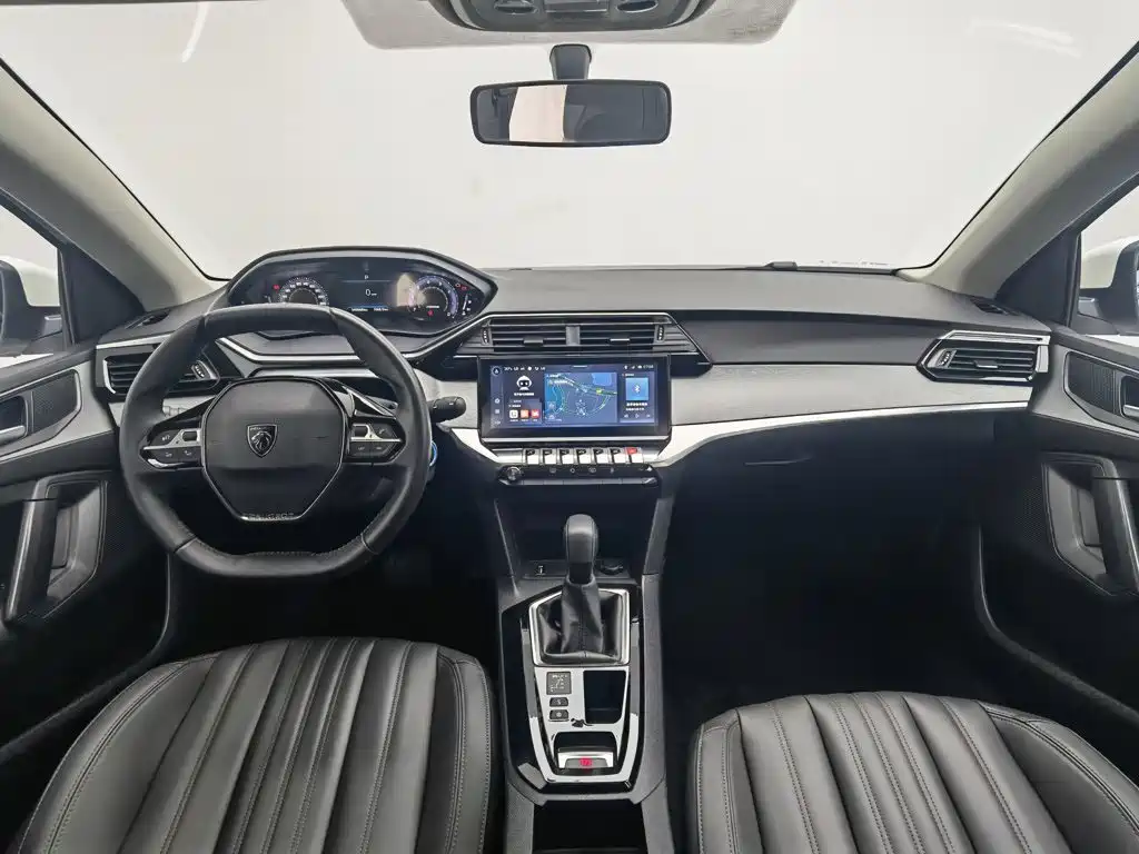Peugeot 408 2022 1.6T