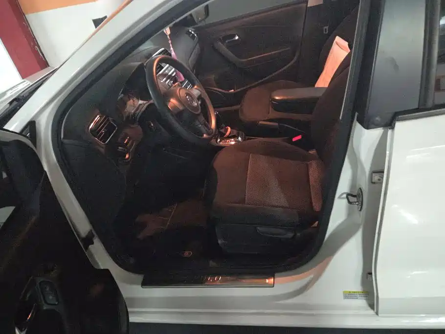 Volkswagen Polo — миниатюра 9